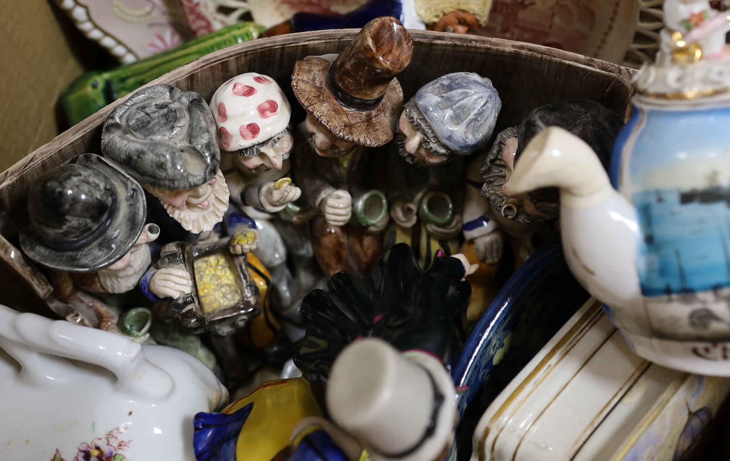 A quantity of various English and other European ceramics including Mintons, Copeland, Crown Derby, Davenport, Spode etc.